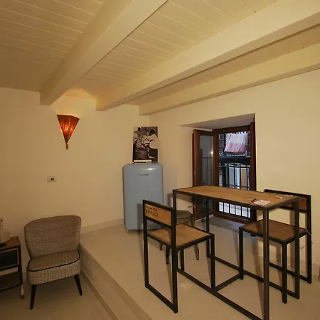 Hotel Discesa Delle Capre *